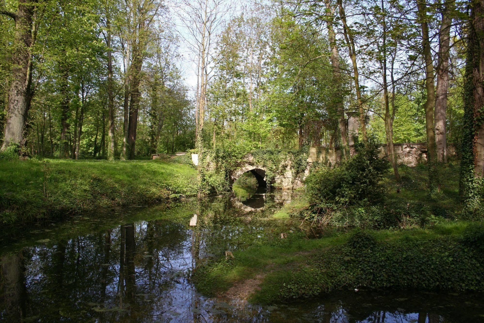 Initial By Balladins Vigneux-Sur-Seine Eksteriør billede